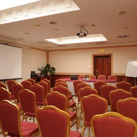 Hotel Koedmoen 4*